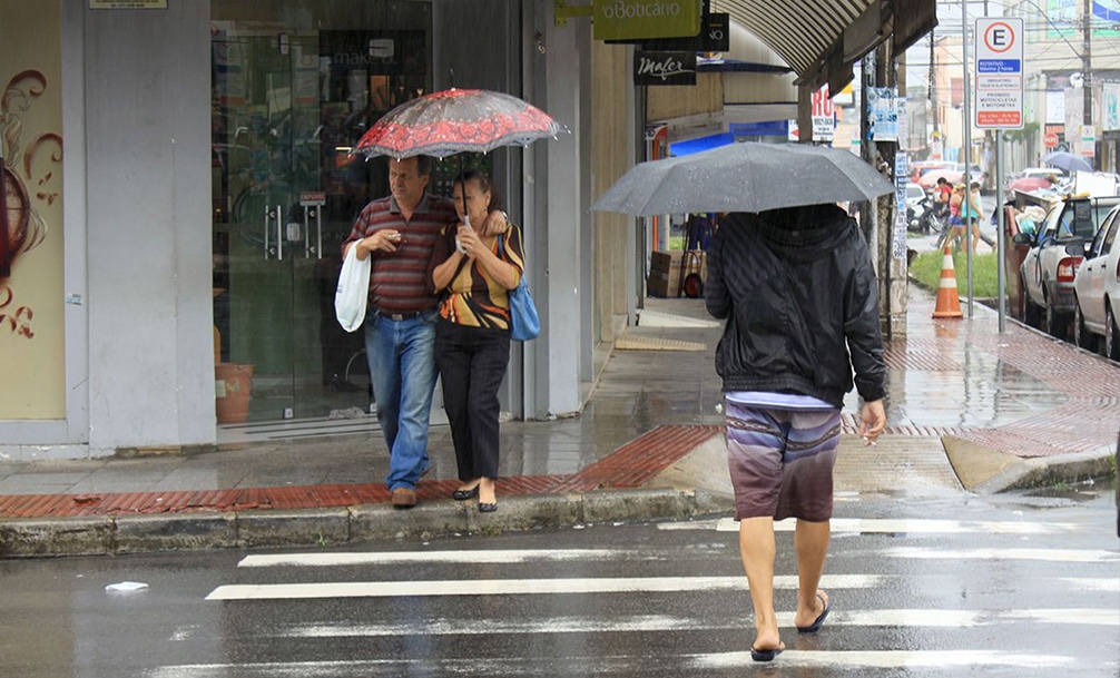 bb0b954e chuva serra es
