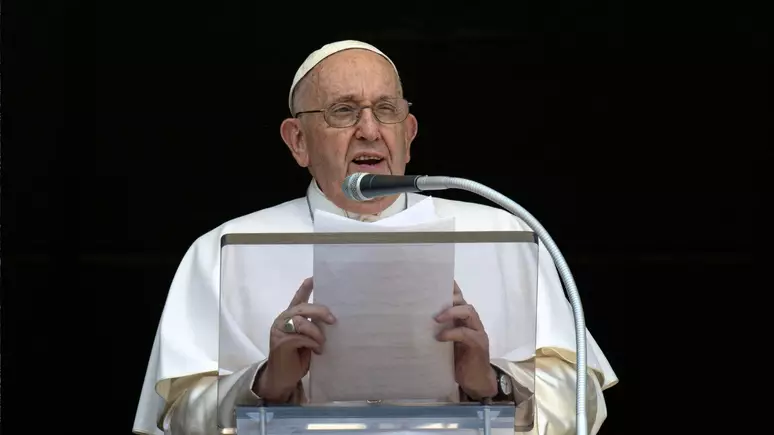 papareuters trwvcw87gf1v