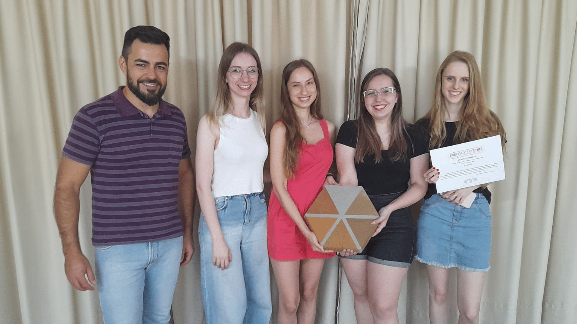 Aluna do IFFar - Campus Santa Rosa tem trabalho apresentado na Bolívia