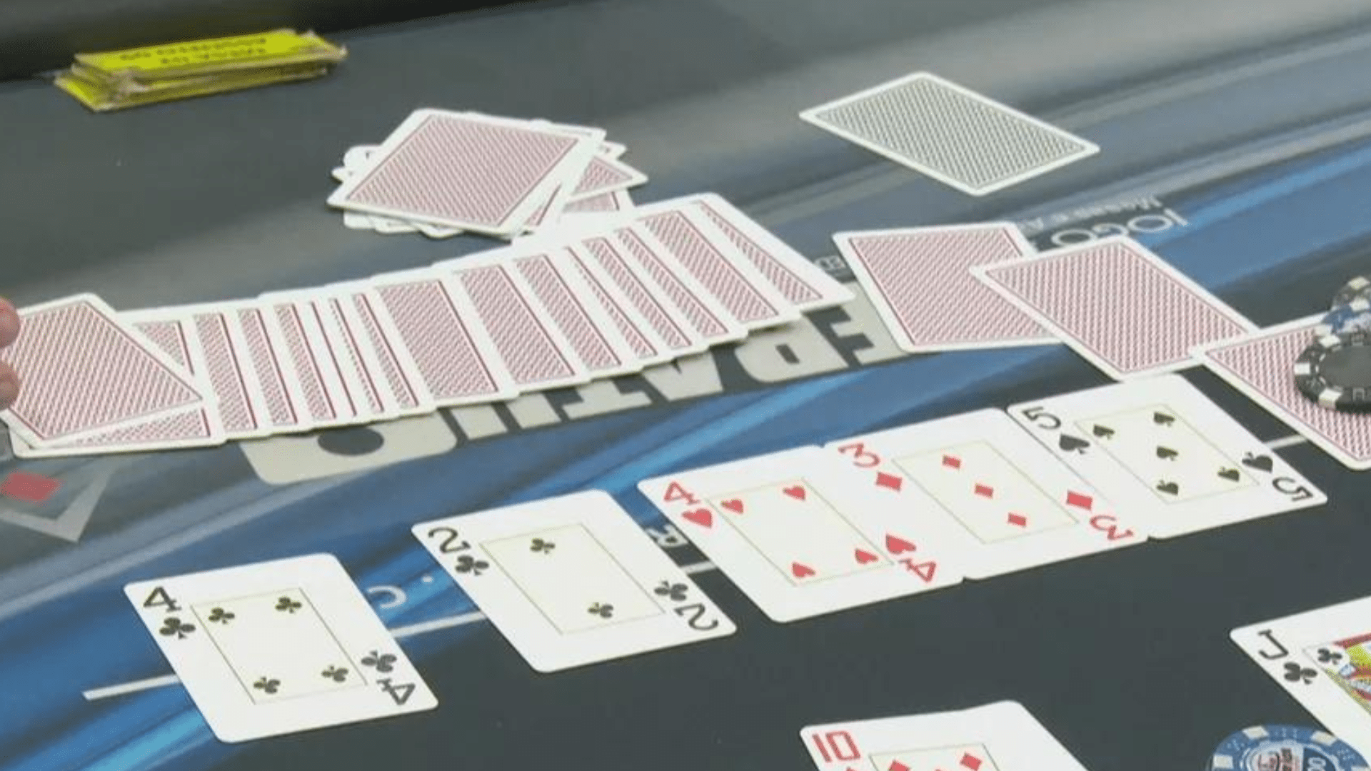 com medo da esposa, homem inventa assalto após perder dinheiro em jogo de pôquer em sc