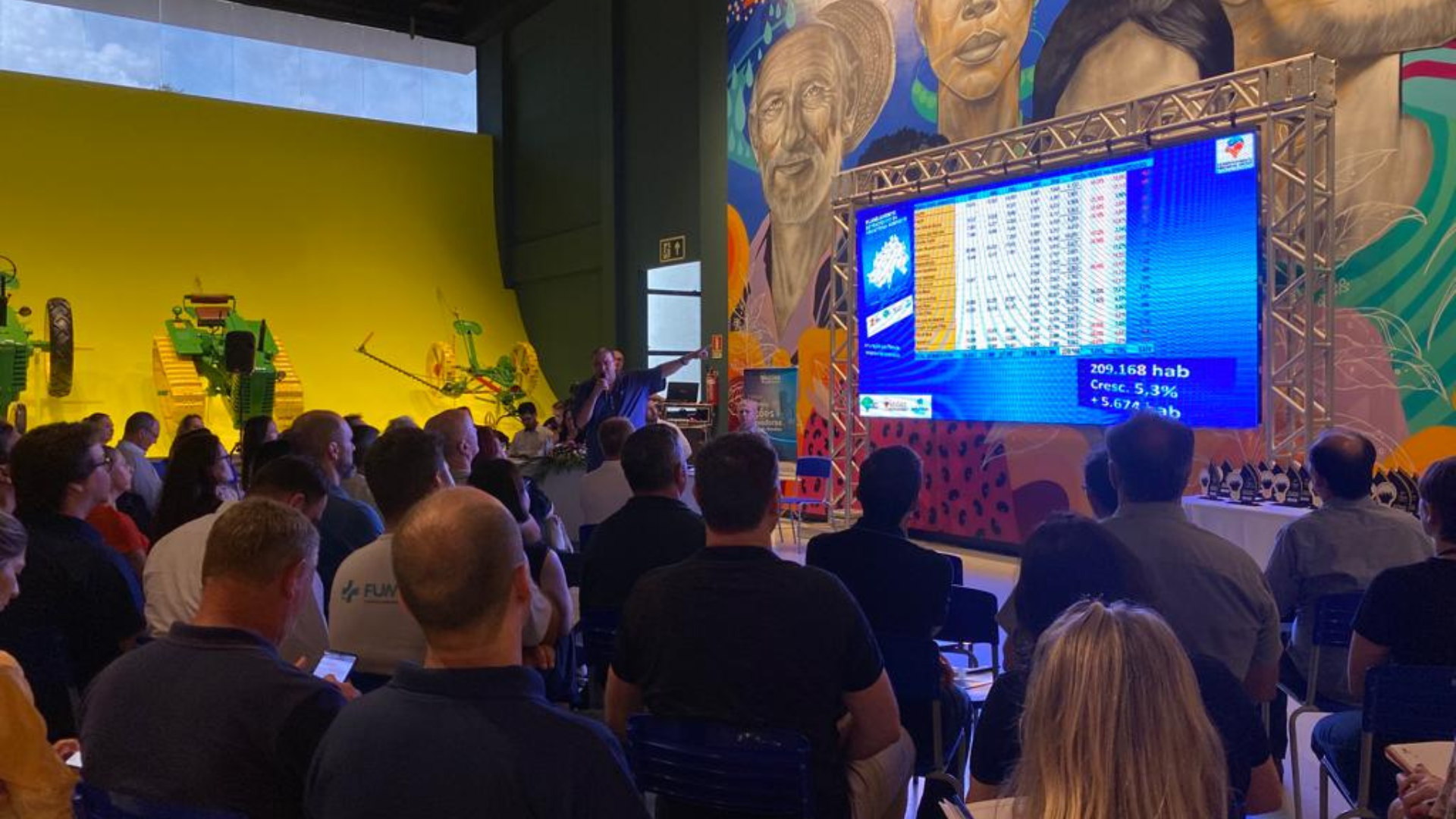 portal plural evento realizado pela amufron e coredefn mobilizam prefeituras da região