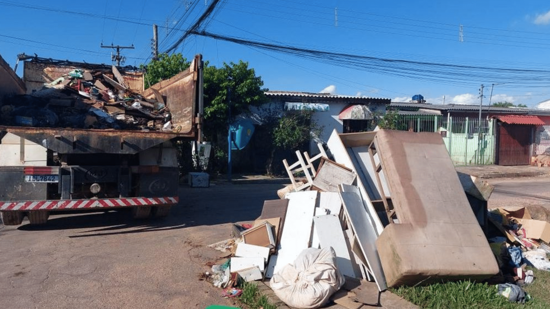 portal plural pessoas afetadas por enchentes