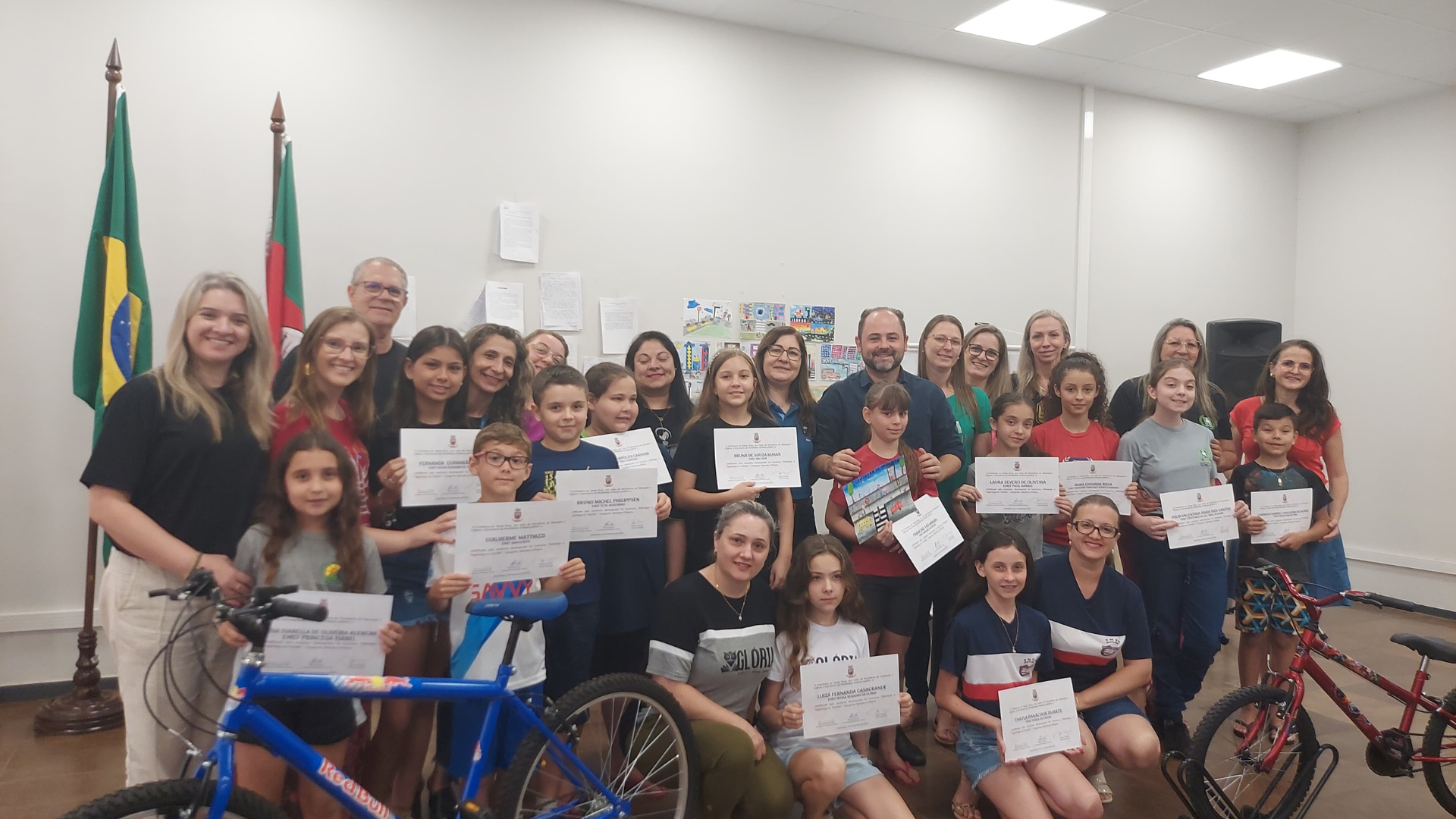 portal plural premiações do concurso educação e segurança no trânsito