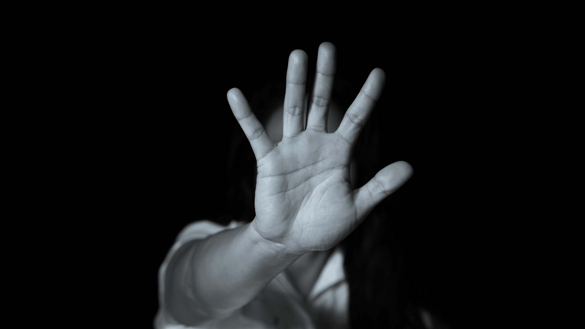 portal plural um quarto dos jovens brasileiros afirma ter vivenciado violência no brasil