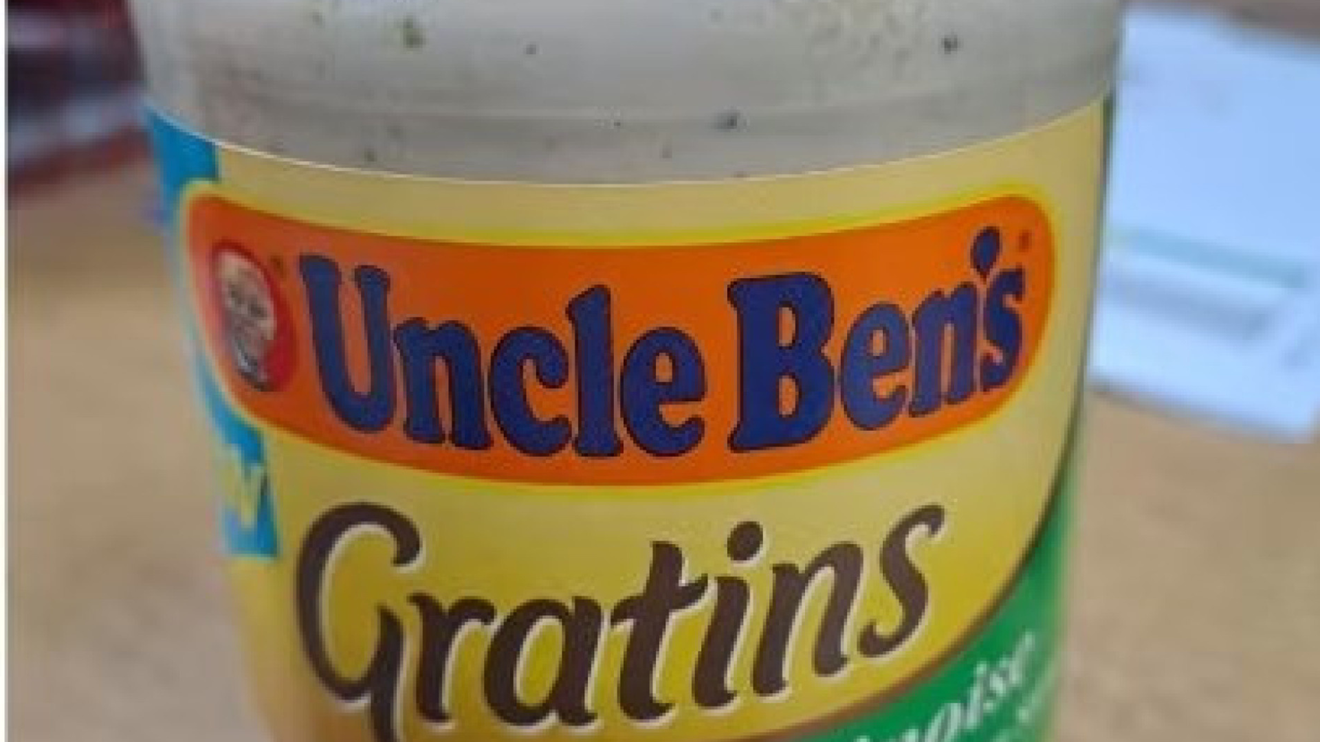 portal plural banco alimentar recebe molho de queijo vencido há 25 anos