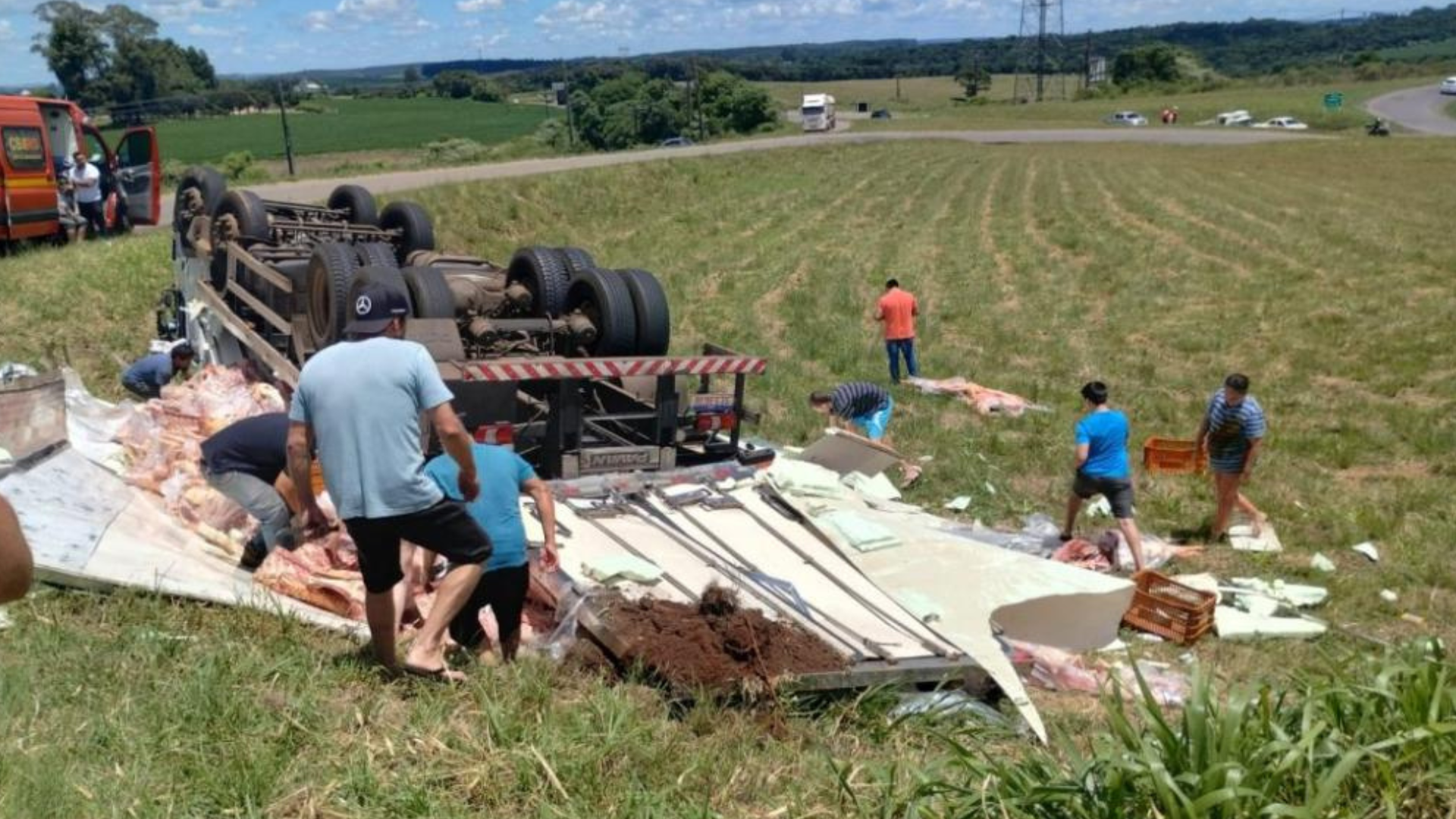 portal plural furto de caminhÃo tombado