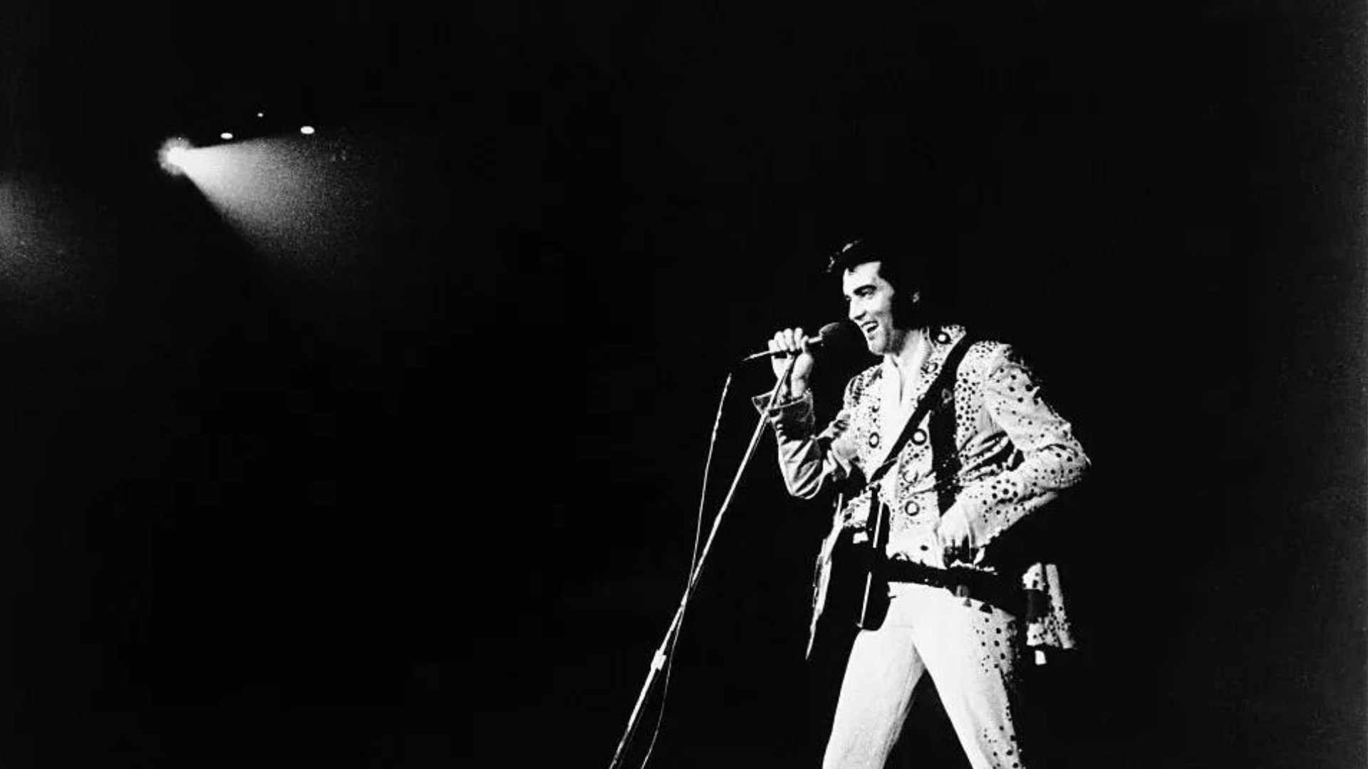 portal plural ia traz elvis presley de volta aos palcos em 2024