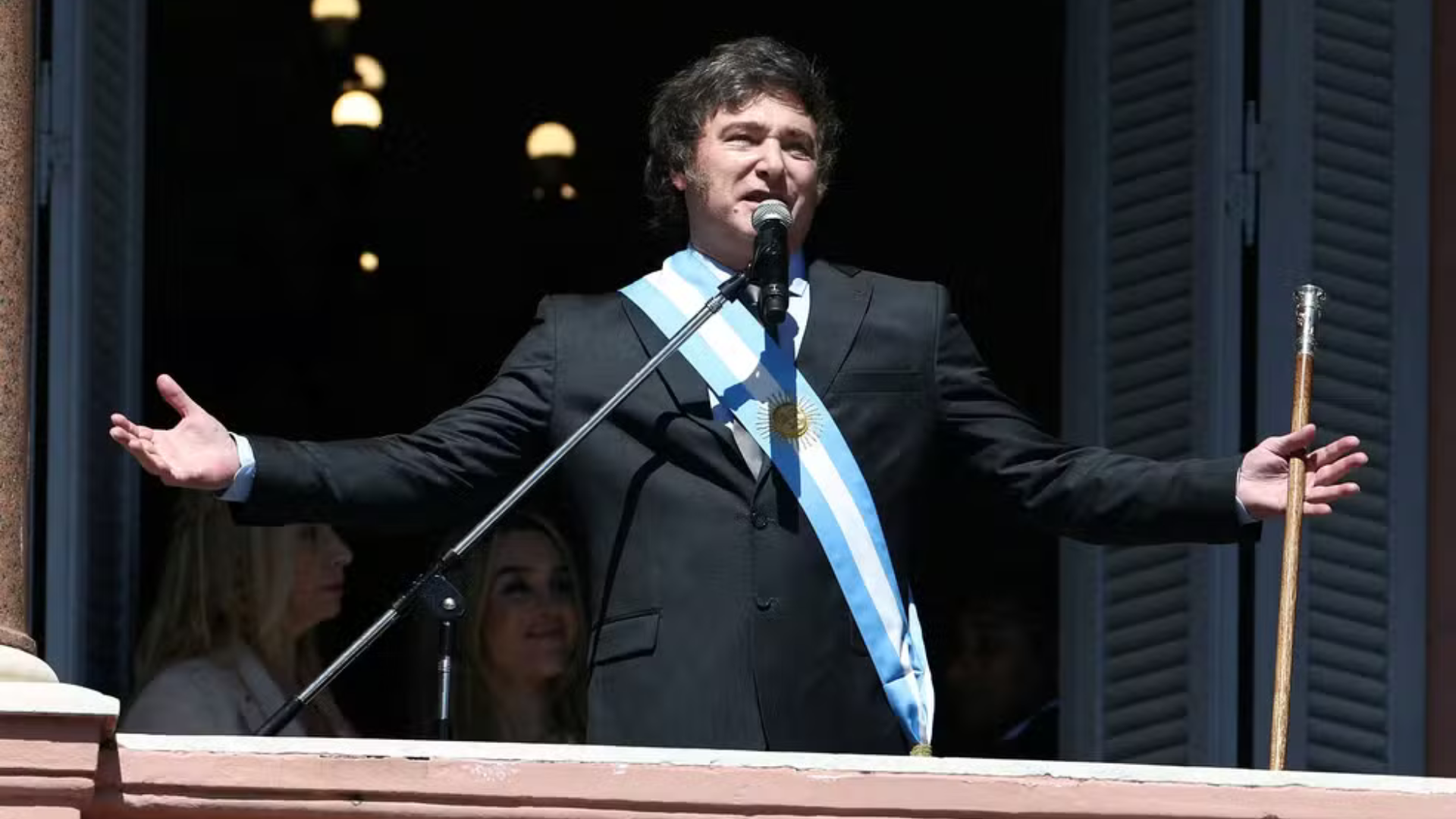 portal plural governo argentino registra superávit fiscal em janeiro pela primeira vez em quase 12 anos