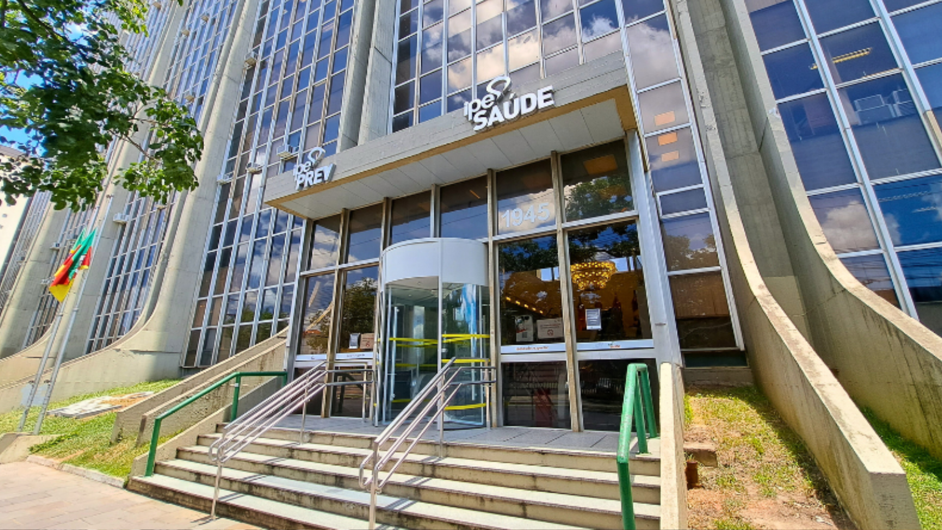 portal plural presidente do ipe saúde propõe auditoria independente para identificar irregularidades e discrepâncias no sistema