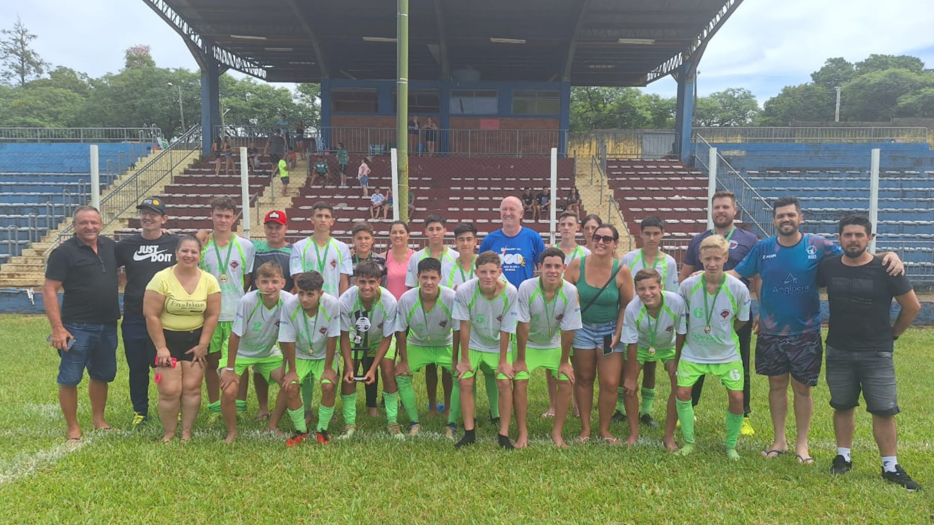 portal plural santa rosa realizou no final de semana o torneio sub 15 de futebol de campo