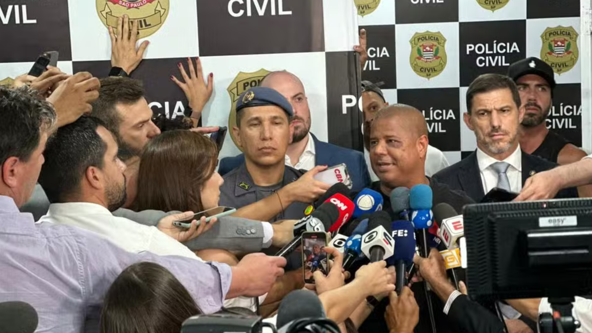 portal plural sete acusados de sequestrar marcelinho carioca e sua amiga se tornam réus na justiça de sp
