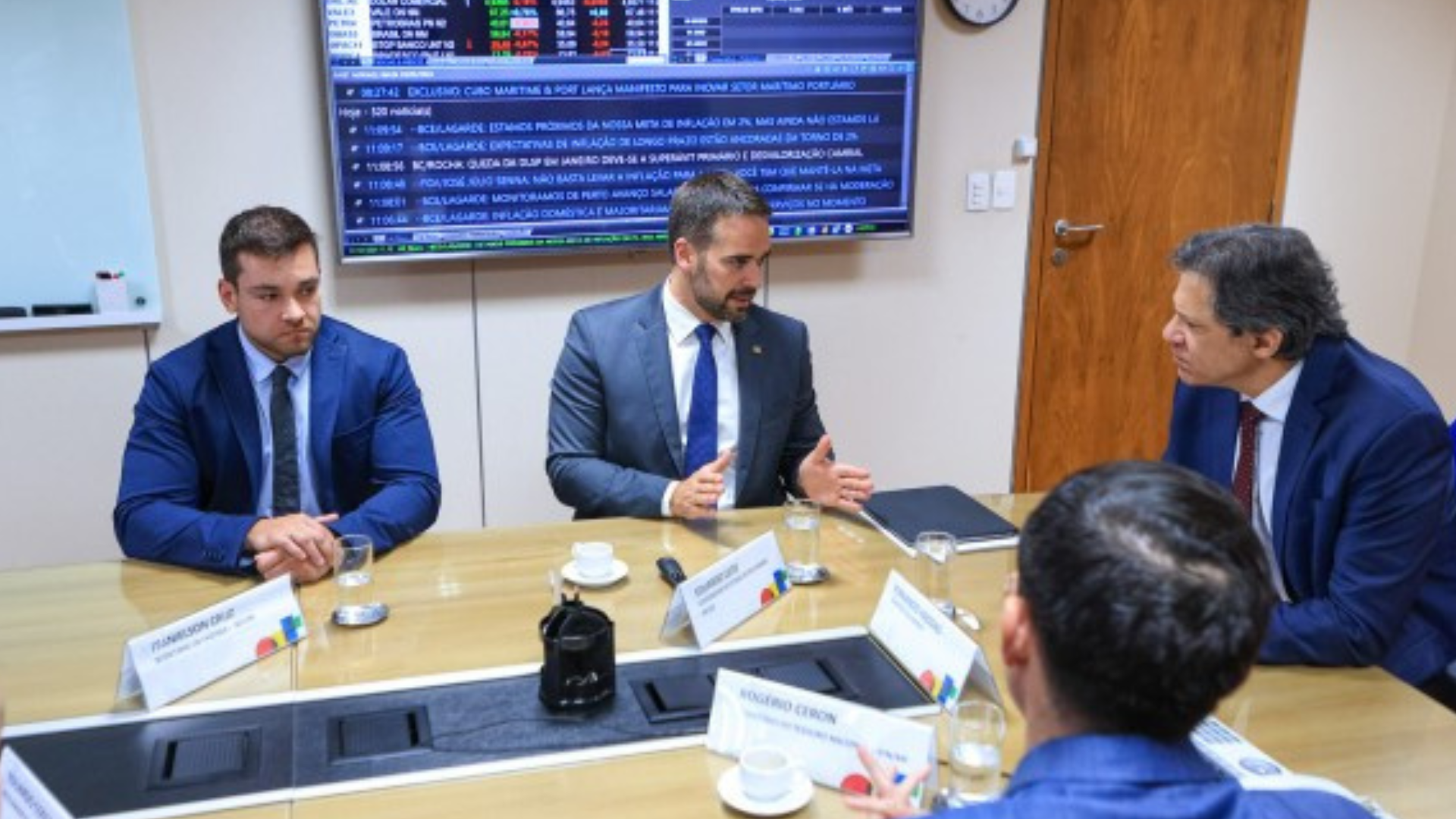 portal plural governador enfatiza demandas por mudanças na cobrança da dívida com a união durante encontro com haddad