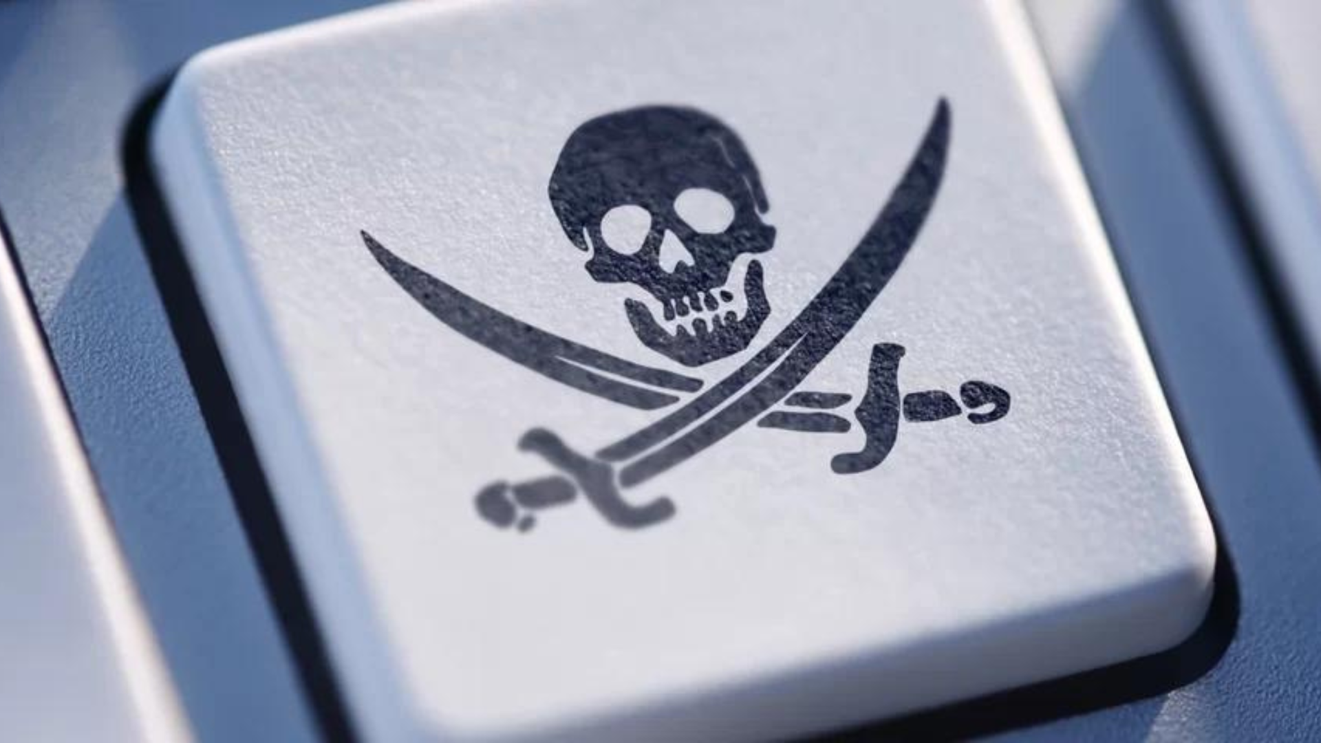 portal plural primeira condenação à prisão por pirataria de conteúdo audiovisual é realizada