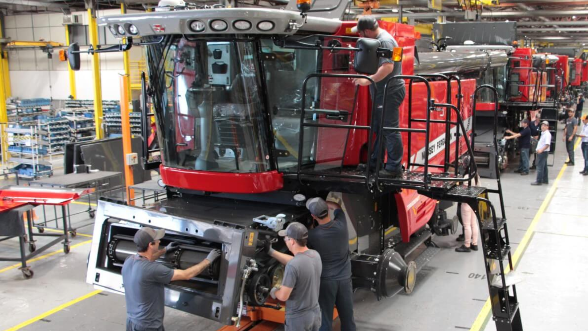 portal plural metalúrgicos da agco de santa rosa aprovam lay off e produção deve parar de 2 à 3 meses