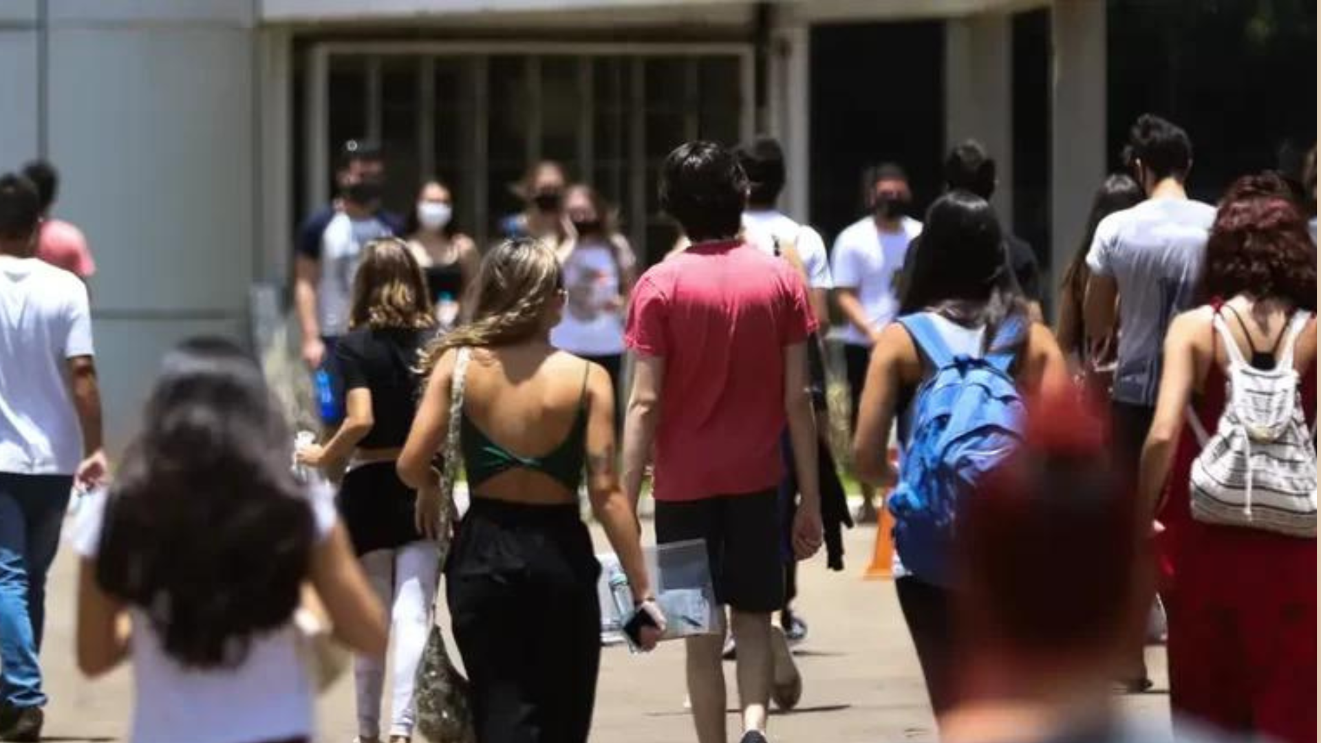 portal plural ciee rs oferece diversas vagas de estágio em diferentes áreas para estudantes no estado