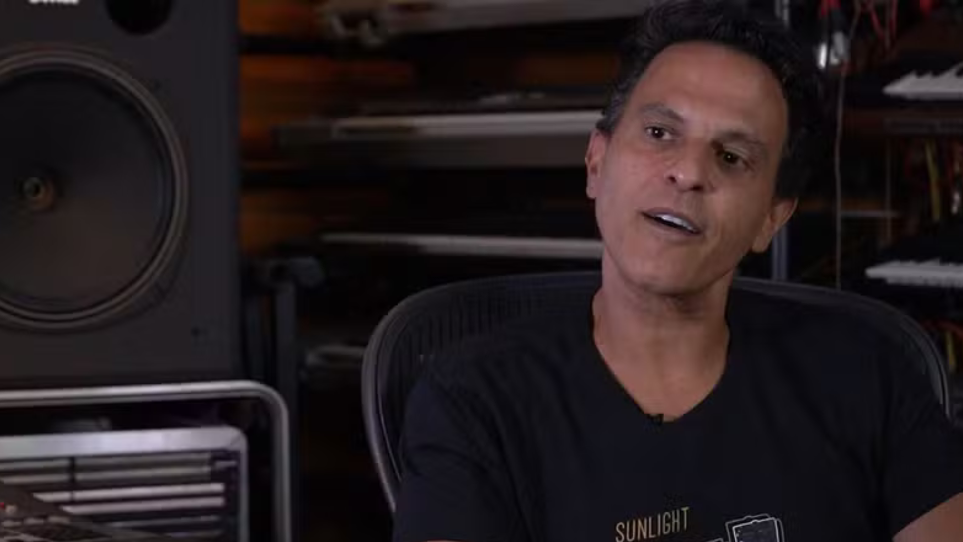 portal plural crítica a roberto carlos desponta o rock no brasil, revela produtor musical