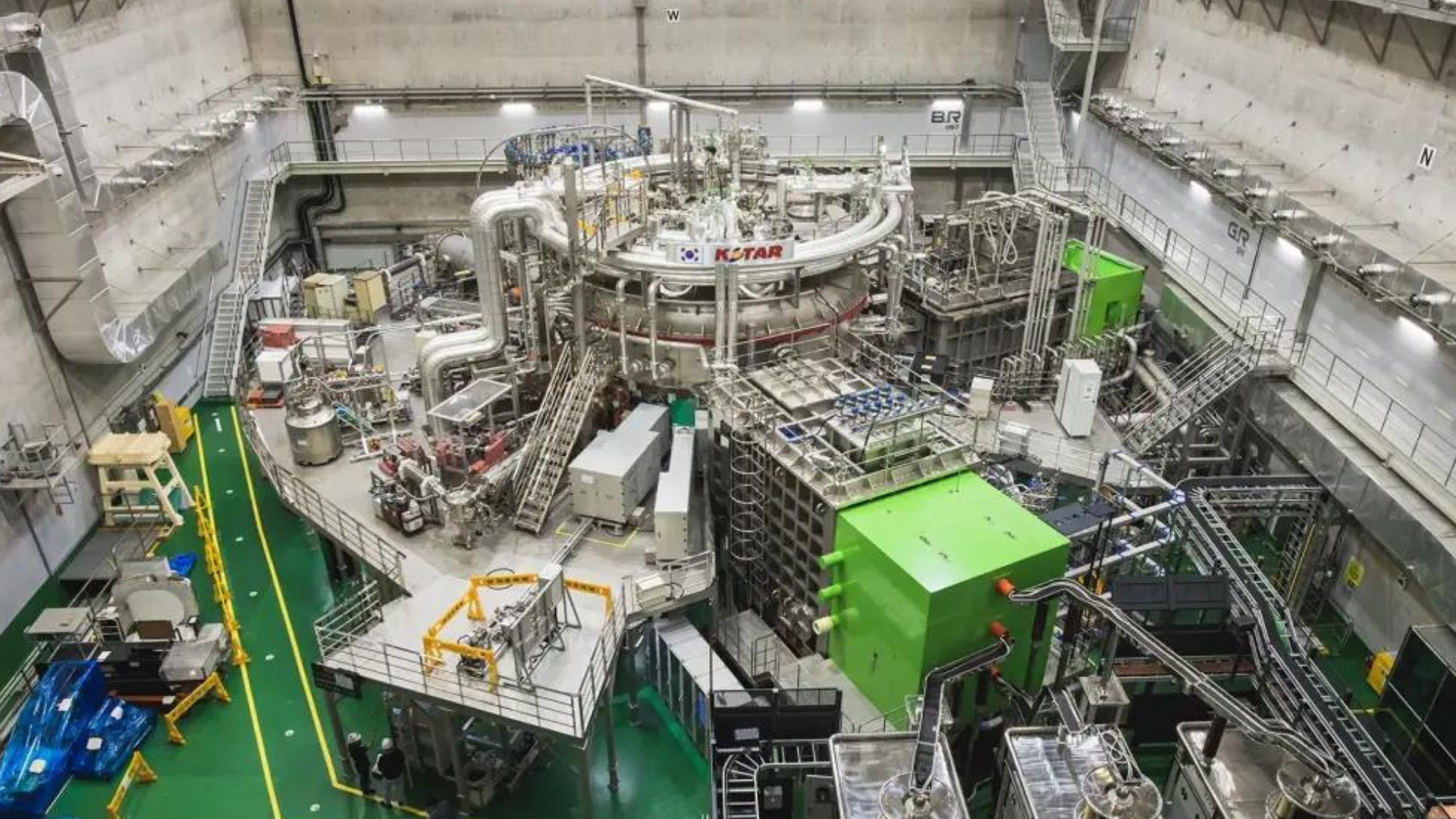 portal plural “sol artificial” atinge 100 milhões de graus celsius e bate recorde de tempo ativo