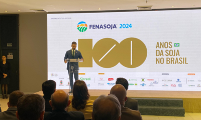 portal plural autoridades do rio grande do sul marcam presença no lançamento da fenasoja 2024 em porto alegre