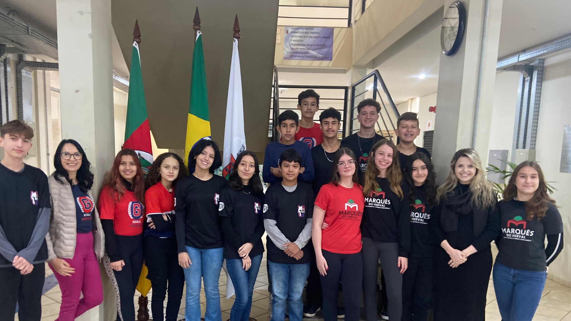 portal plural alunos da rede municipal de ensino participam da 16ª olimpíada nacional da história do brasil