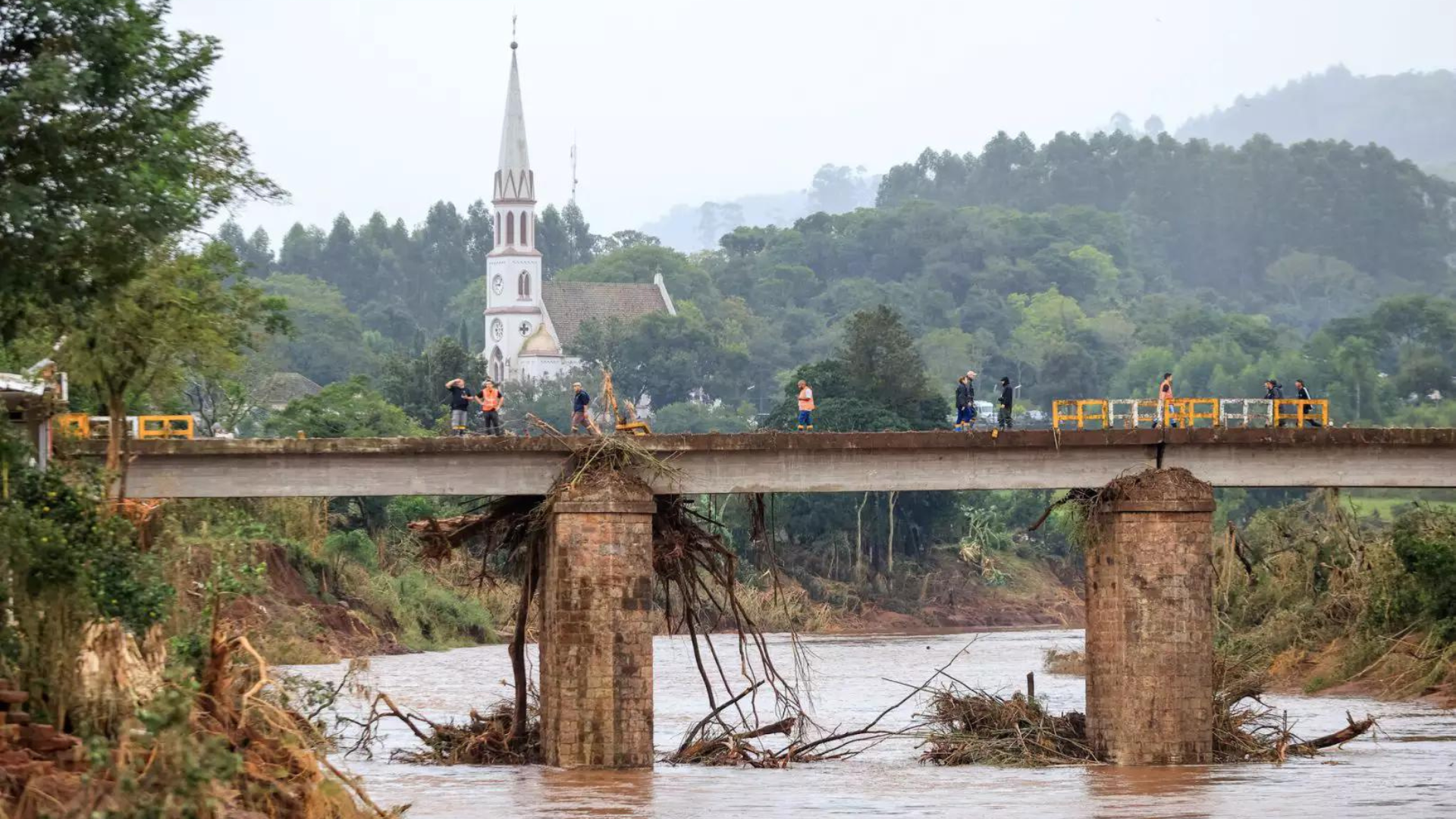 portal plural mais de 617 mil pessoas ainda estão fora de casa no rio grande do sul; 172 mortes foram confirmadas