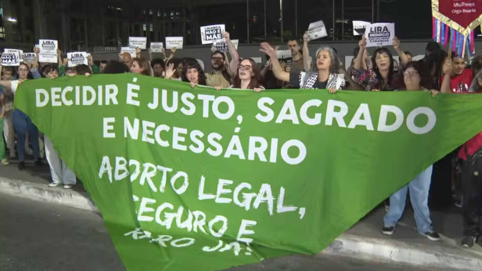 portal plural 'médico perguntou se eu queria saber sexo do bebê para pensar no nome’, diz vítima de estupro que teve aborto negado em 4 hospitais