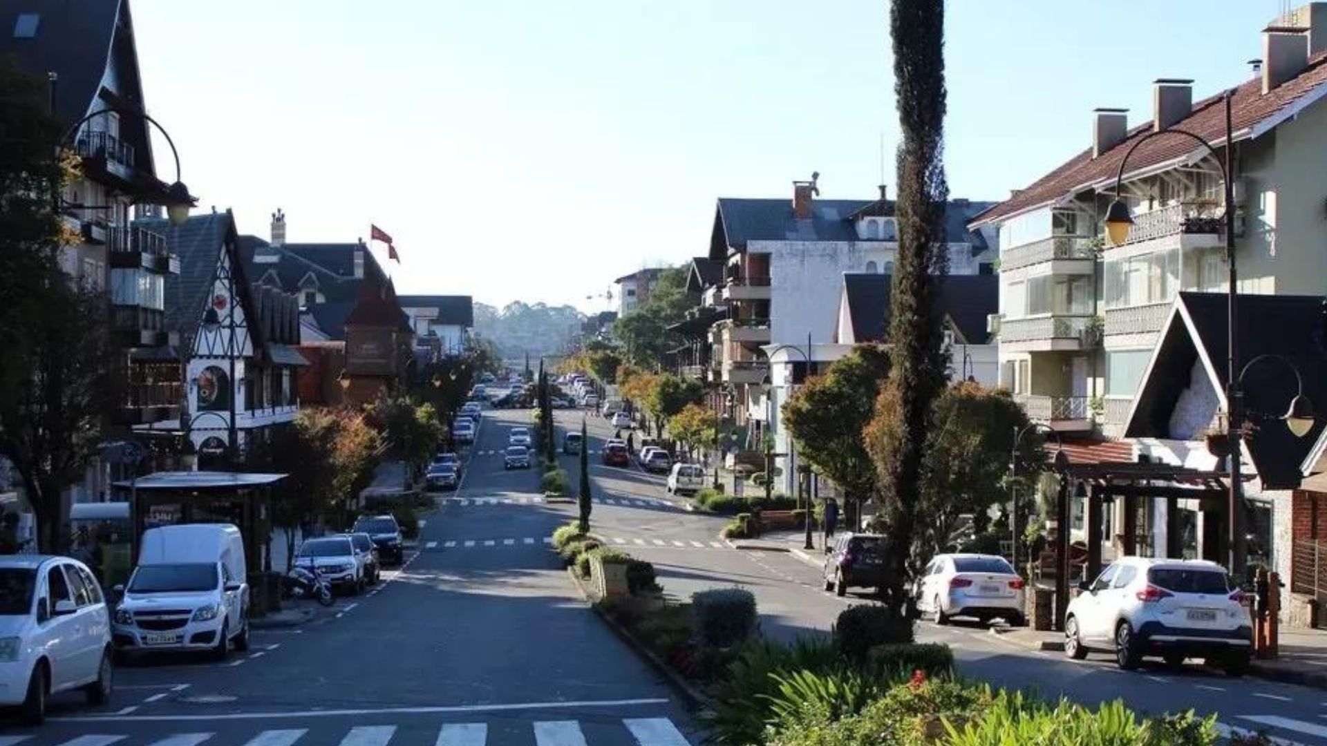 portal plural o inverno gaúcho em gramado é impactado por chuvas intensas; turismo gaúcho tenta sobreviver