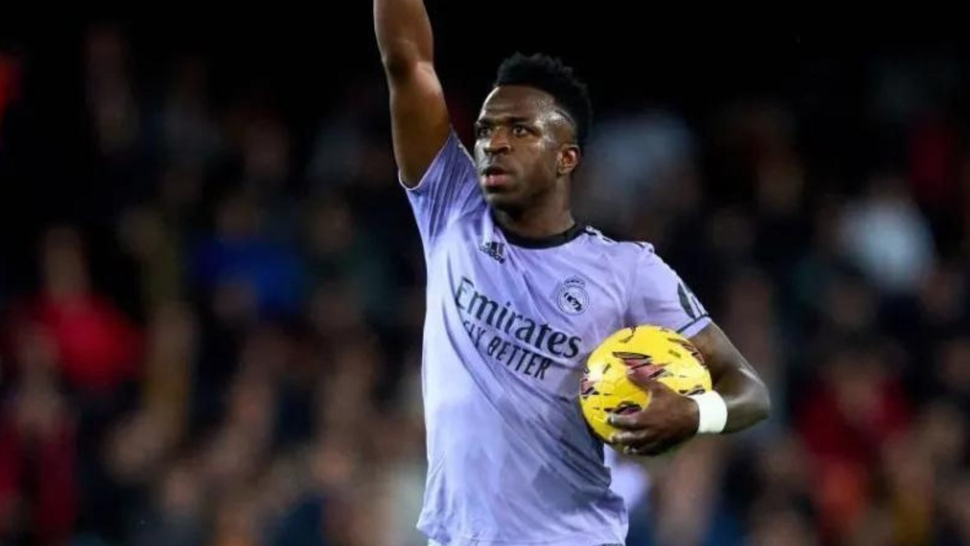 portal plural torcedores do valencia são condenados por insultos racistas a vini jr