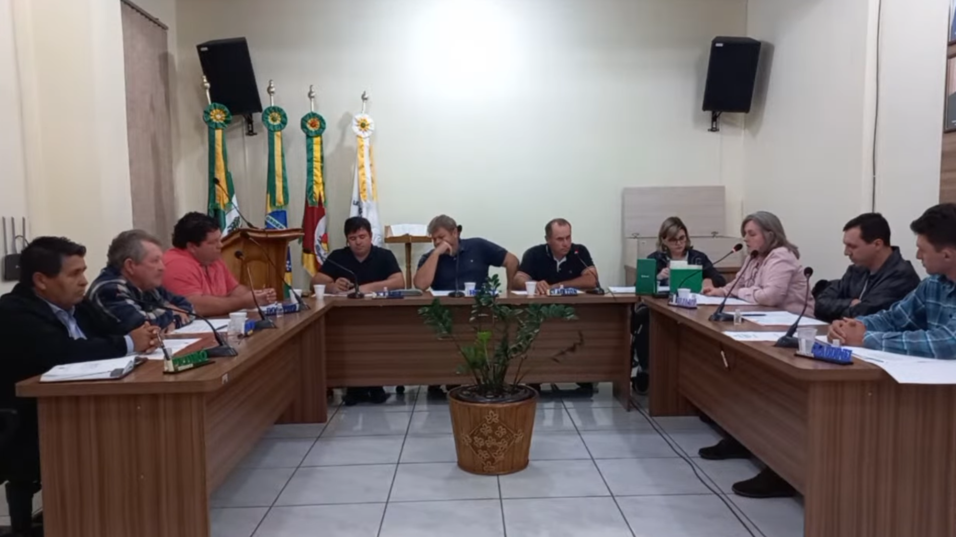 portal plural câmara de vereadores de senador salgado filho aprova reajuste de subsídios para prefeito, vice, secretários e vereadores