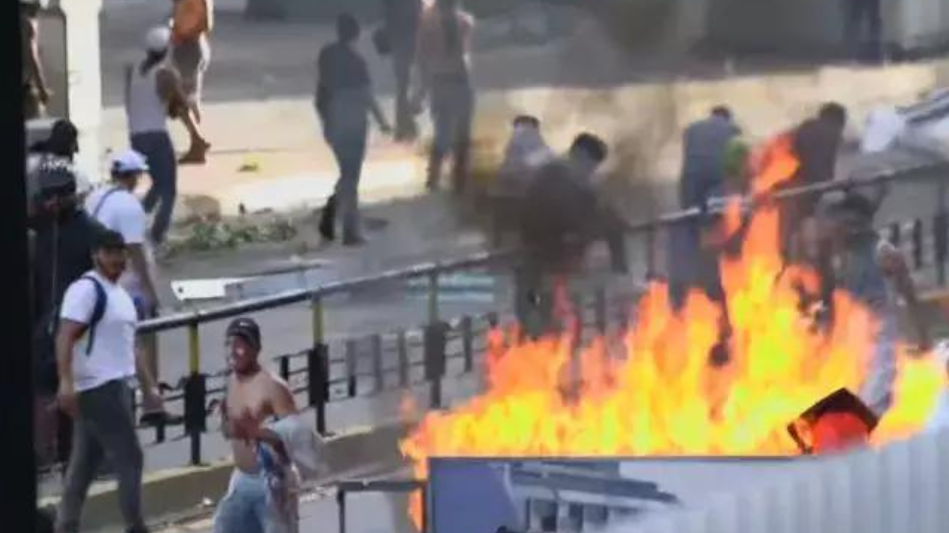 portal plural após a reeleição contestada de maduro, oposição e governo convocam manifestações na venezuela