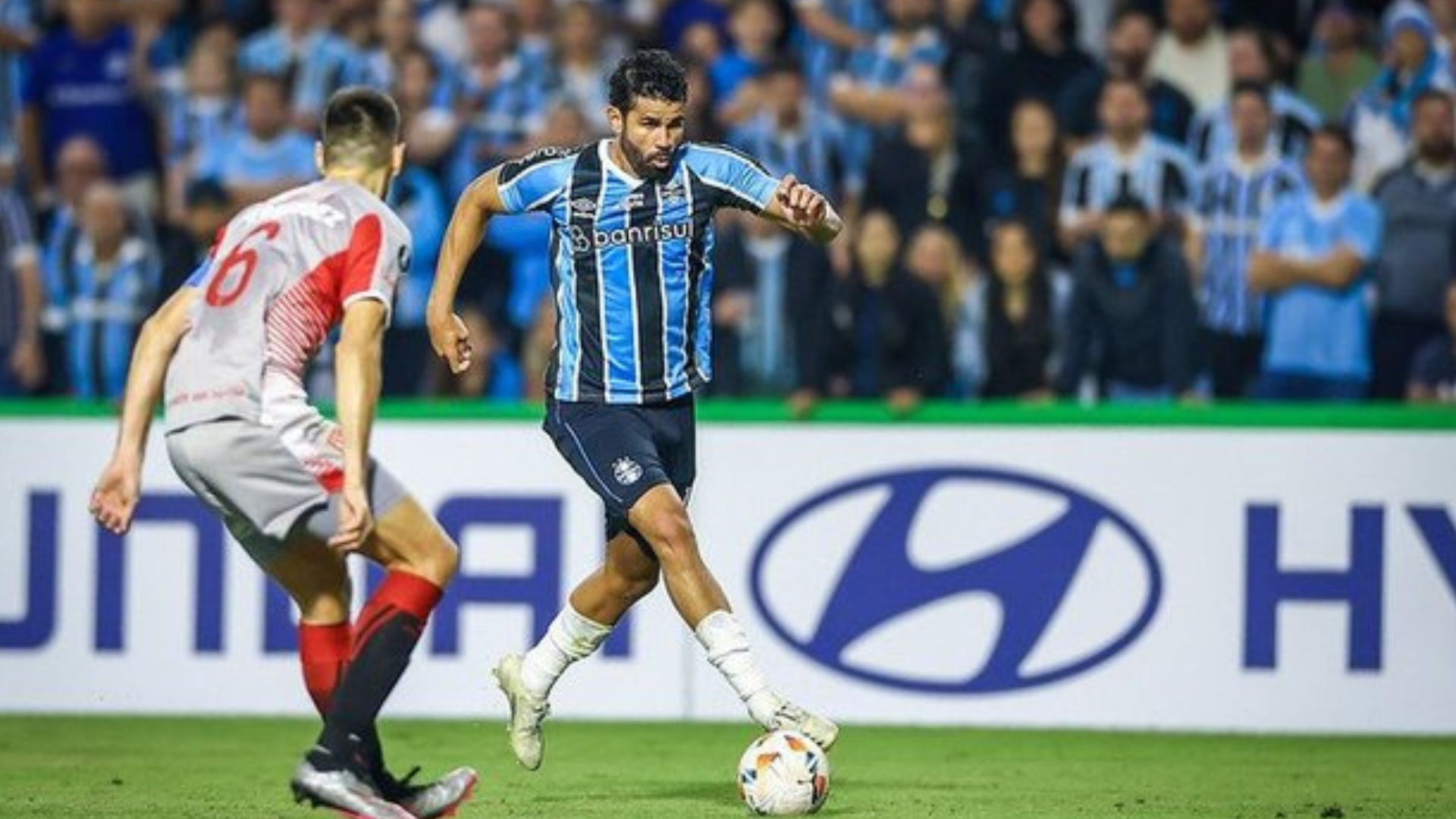 portal plural após mais de um mês, diego costa deve voltar ao time do grêmio