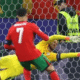 portal plural cristiano ronaldo chora, goleiro defende três pênaltis e portugal bate eslovênia na eurocopa