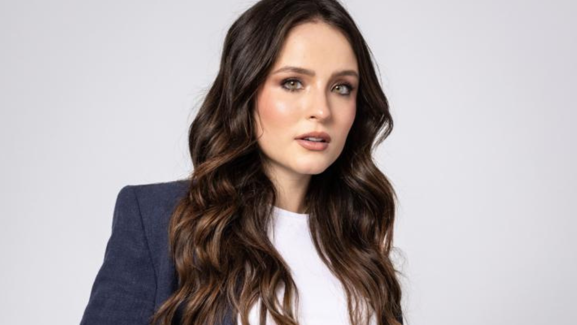 portal plural “gosto de estar em movimento e sou movida por desafios”, diz larissa manoela