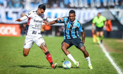 portal plural grêmio vence o vitória por 2 a 0 no brasileirão e pode deixar a zona de rebaixamento na próxima rodada