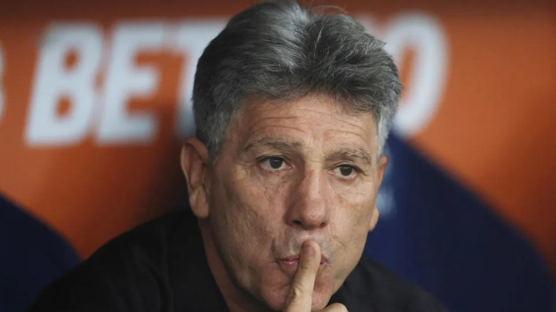 portal plural renato gaúcho cobra “vergonha na cara” de jogadores do grêmio