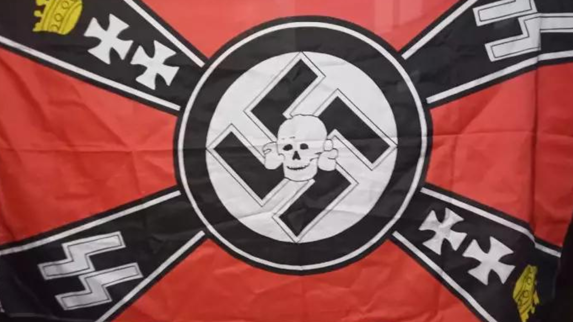 portal plural servidor público do rio grande do sul é condenado por divulgar símbolo nazista nas redes sociais
