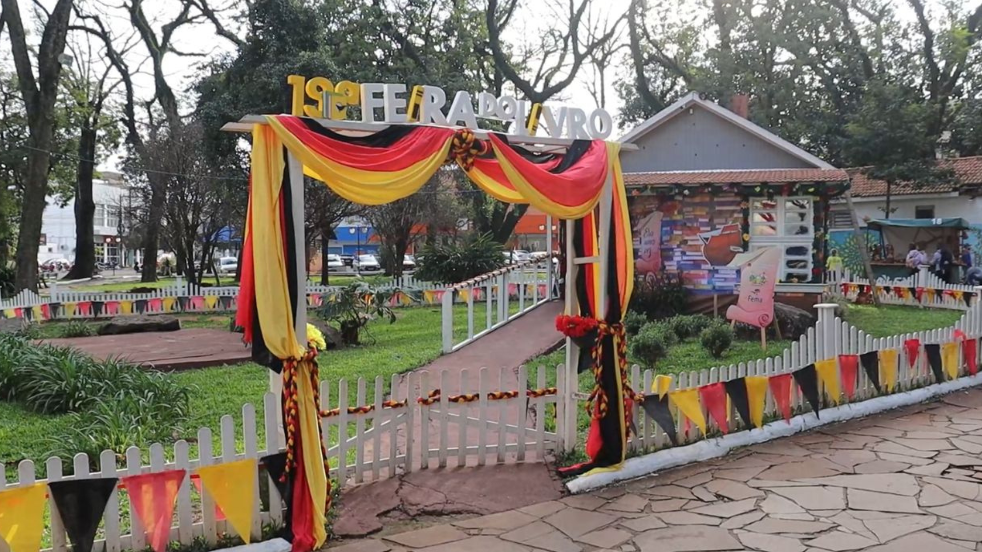 portal plural Último dia da 19ª feira do livro de santa rosa celebra cultura e encerra com programação especial