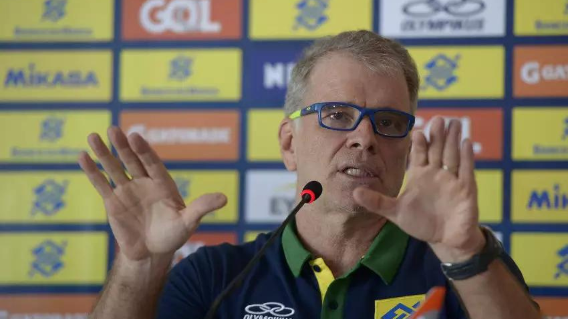 portal plural bernardinho pode deixar a seleção masculina de vôlei após eliminação da olimpíada