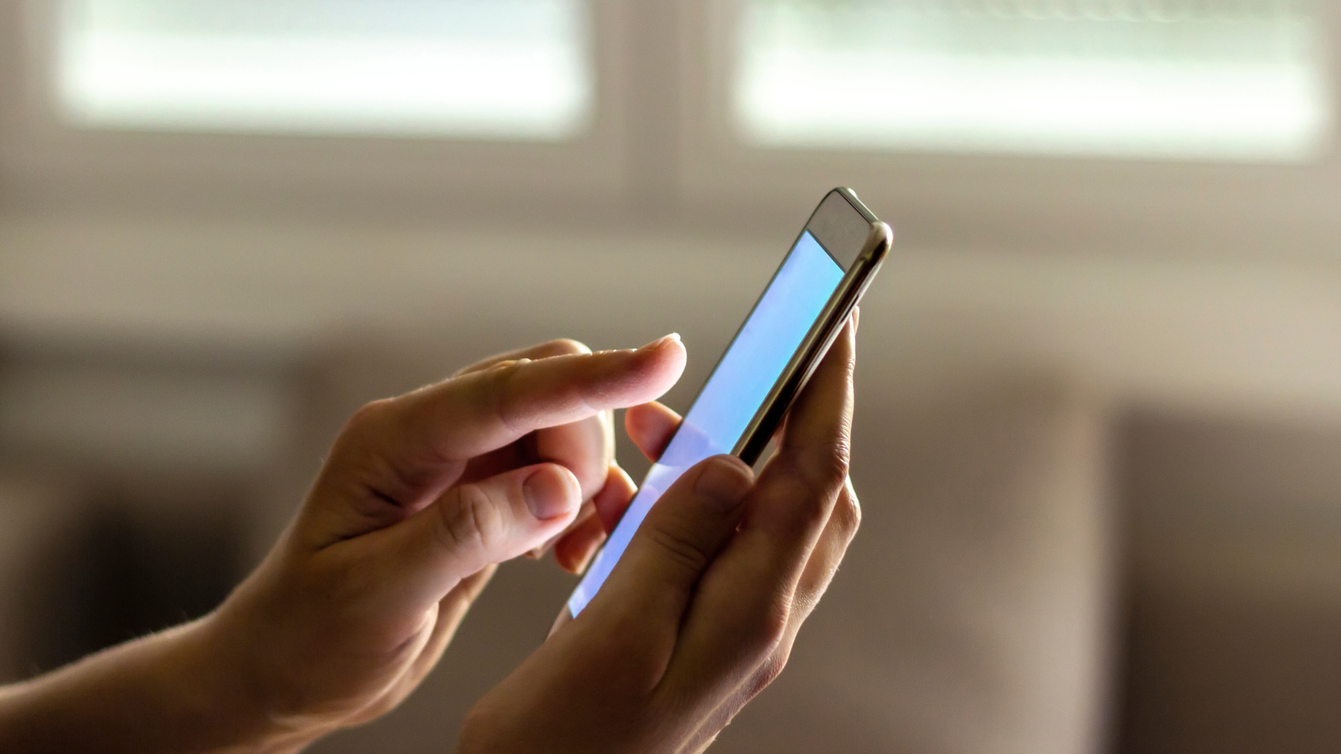 portal plural educação regras para uso de celular estão presentes em seis de cada dez escolas