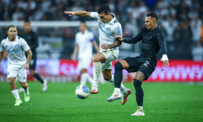 portal plural sem gols, grêmio e corinthians deixam definição para o segundo jogo nas oitavas da copa do brasil