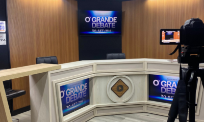 portal plural chegou o dia do grande debate, uma parceria entre o portal plural e a rádio mais fm! esse é um marco histórico para a comunicação