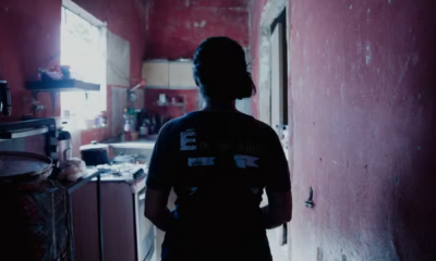 portal plural cinco anos após filho ser agredido por pms e sofrer abusos em estação da supervia, mãe luta na justiça para que estado pague indenização