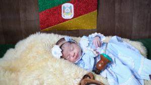 portal plural hospital do rs homenageia a semana farroupilha com ensaio fotográfico especial de bebês prematuros (2)