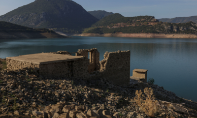 portal plural seca na grécia faz emergir aldeia submersa há mais de 40 anos