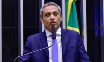 portal plural deputado federal gustavo gayer é alvo de operação da pf contra desvio de cota parlamentar