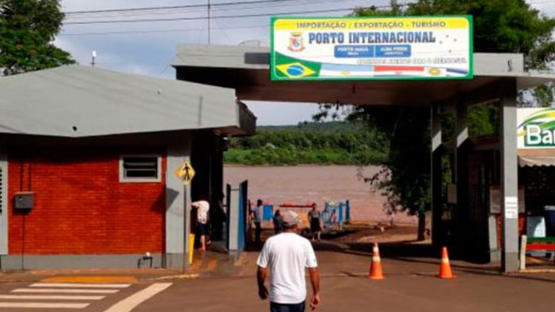 portal plural greve de fiscais na argentina impactará fronteiras e trânsito de cargas e turistas; aduana de porto mauá será atingida
