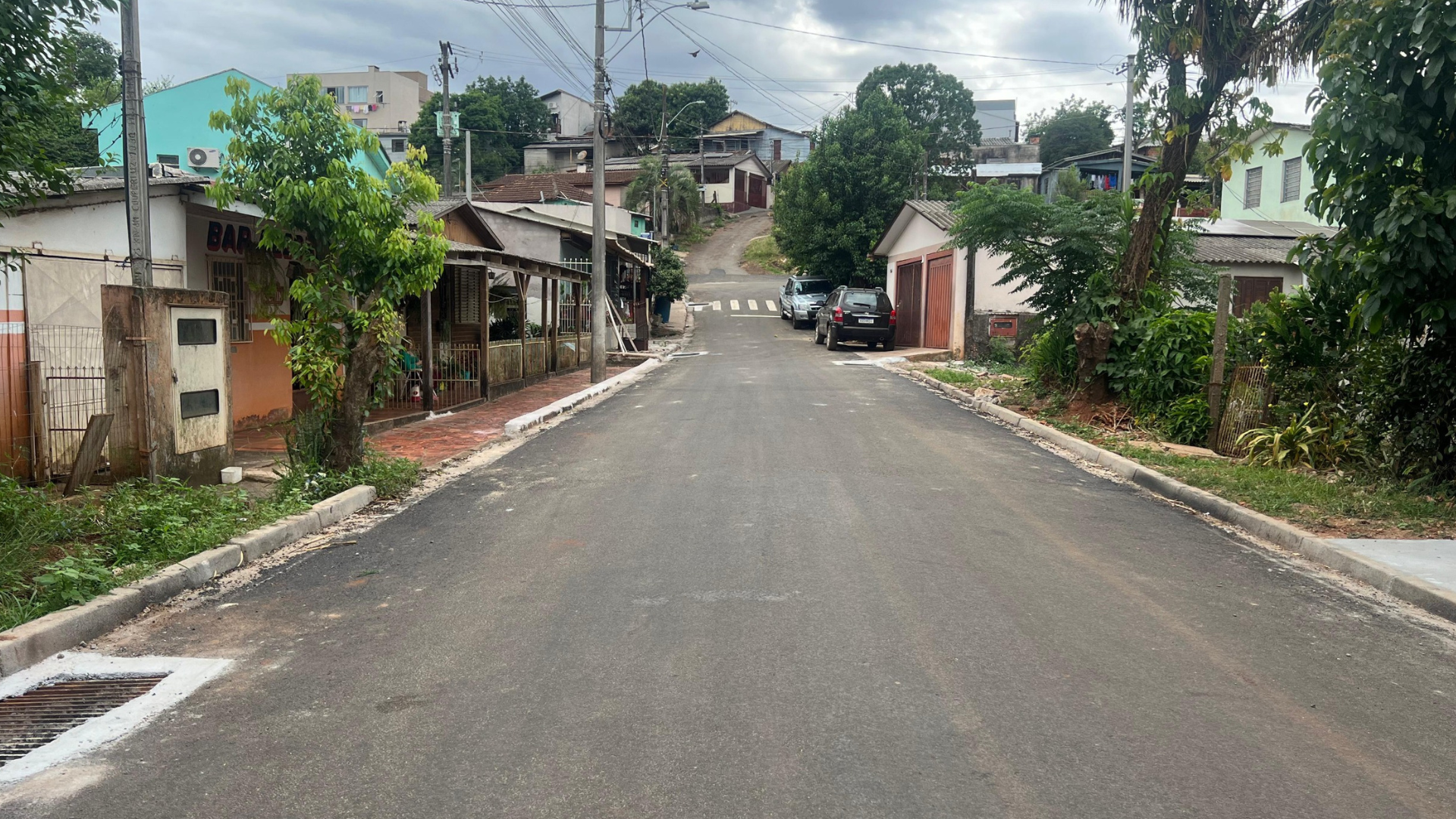 portal plural a prefeitura de santa rosa realizou melhorias na infraestrutura da vila nova. após obras de esgotamento sanitário e drenagem pluvial, as equipes concluíram a pavimentação asfáltica