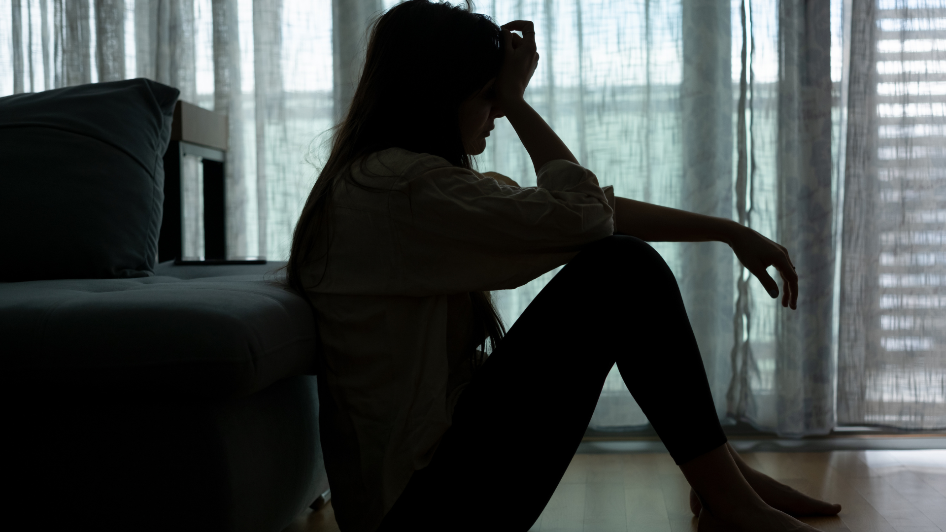 portal plural um relatório das nações unidas aponta que pessoas em situação de pobreza têm três vezes mais chances de desenvolver problemas de saúde mental, como ansiedade e depressão. É o que apo