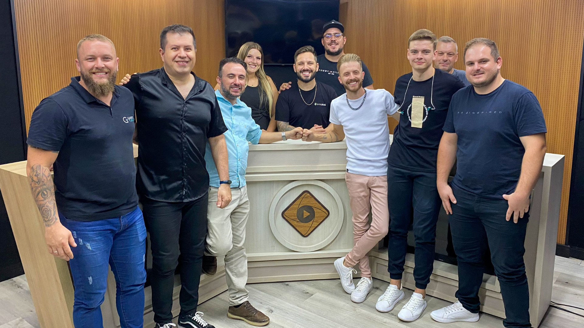 portal plural gabriel turra e banda encantam em grande apresentação transmitida ao vivo