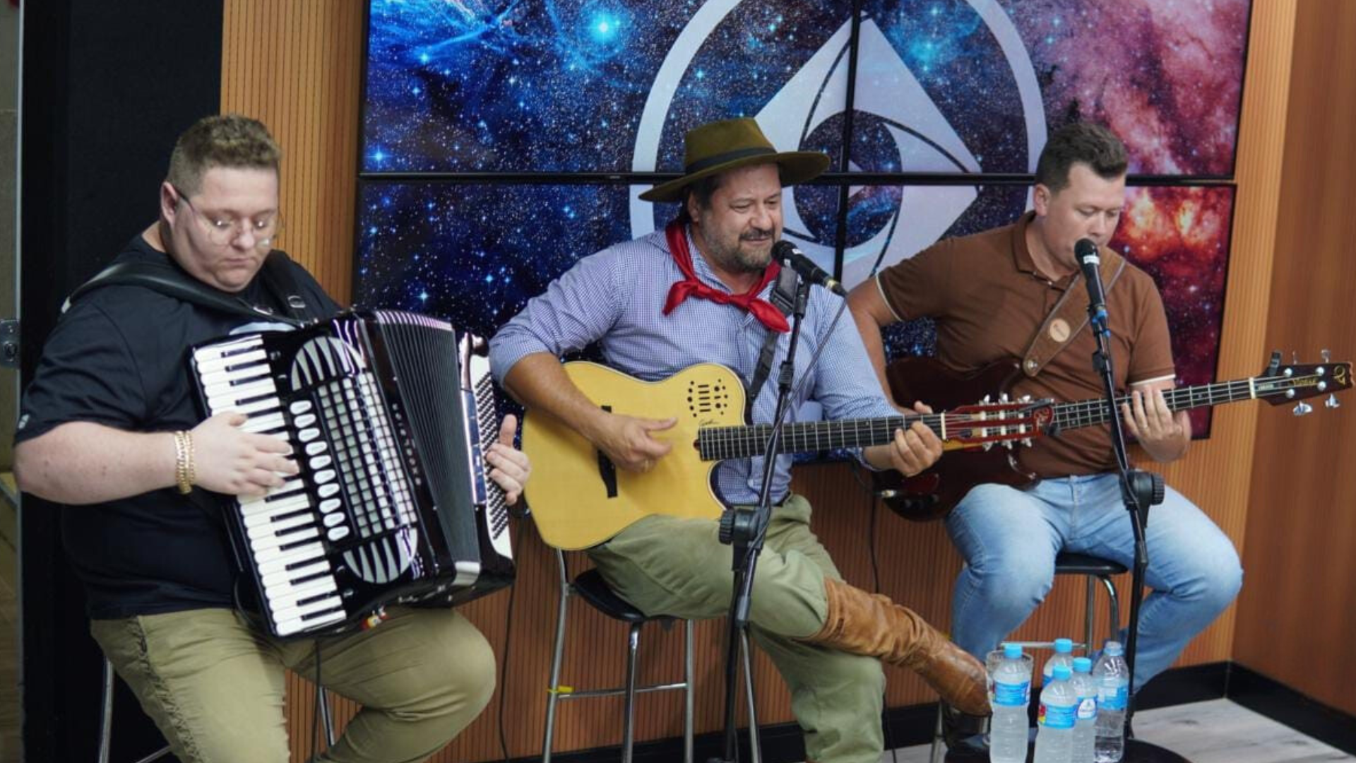 portal plural o plural show em sua mais pura essência um verdadeiro show!